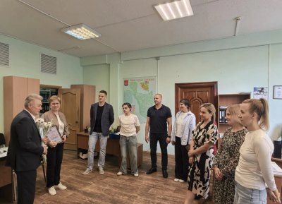Депутаты поздравили сотрудников отдела архитектуры с профессиональным праздником
